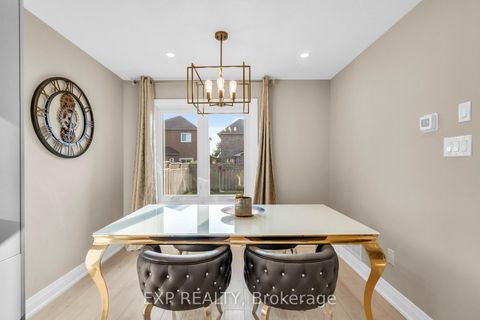 Photo 11 at 66 Whitefaulds Road, Maple, Vaughan