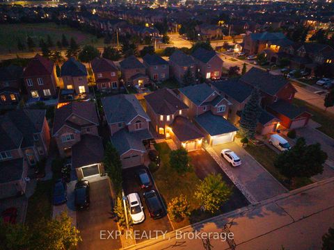 Photo 42 at 66 Whitefaulds Road, Maple, Vaughan