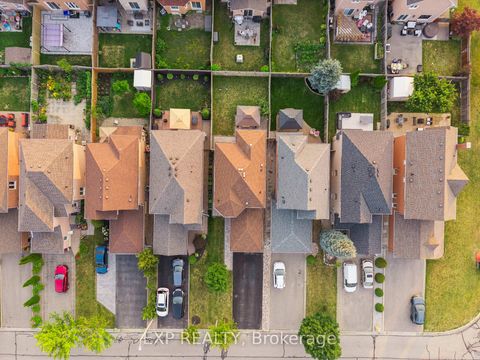 Photo 46 at 66 Whitefaulds Road, Maple, Vaughan