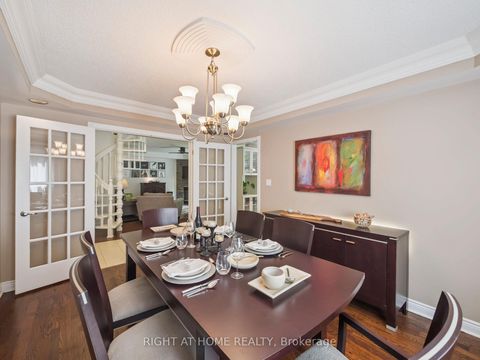 Photo 11 at 100 Carlyle Crescent, Aurora Highlands, Aurora