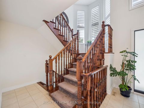 Photo 19 at 100 Carlyle Crescent, Aurora Highlands, Aurora