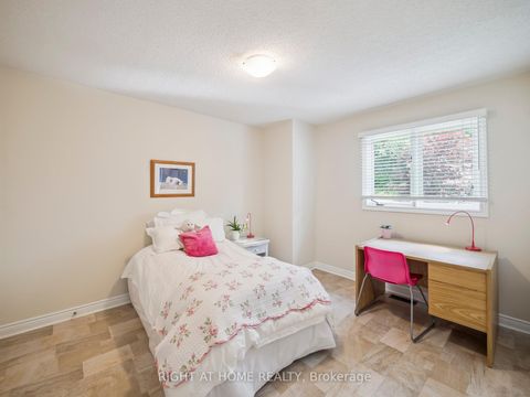 Photo 30 at 100 Carlyle Crescent, Aurora Highlands, Aurora