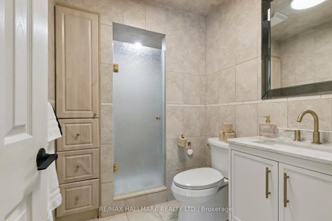 Photo 25 at 13 Fonthill Place, York University Heights, Toronto