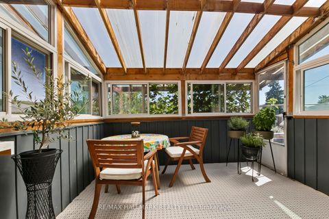 Photo 39 at 13 Fonthill Place, York University Heights, Toronto
