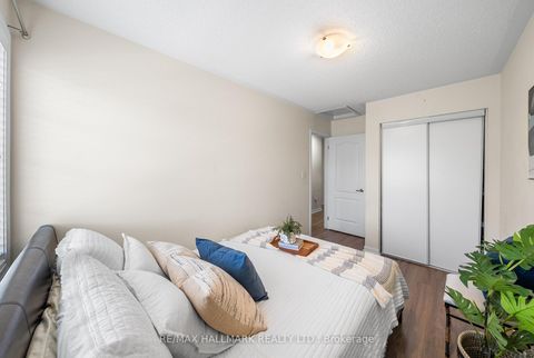 Photo 25 at 15 Snowgoose Terrace, Rouge E11, Toronto