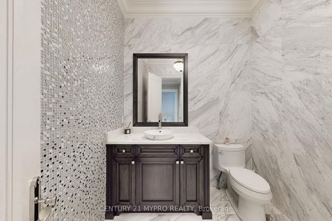 Photo 17 at 36 Farrington Drive, Windfields, Toronto