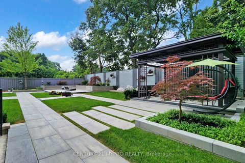 Photo 40 at 36 Farrington Drive, Windfields, Toronto