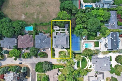 Photo 44 at 36 Farrington Drive, Windfields, Toronto