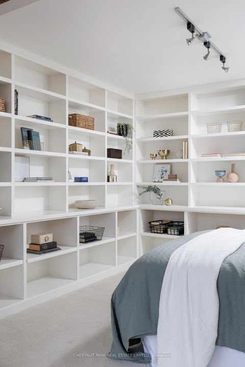 Photo 31 at 1903 - 62 Wellesley Street W, Bay Street Corridor, Toronto Photo 31 at 1903 - 62 Wellesley Street W, Bay Street Corridor, Toronto