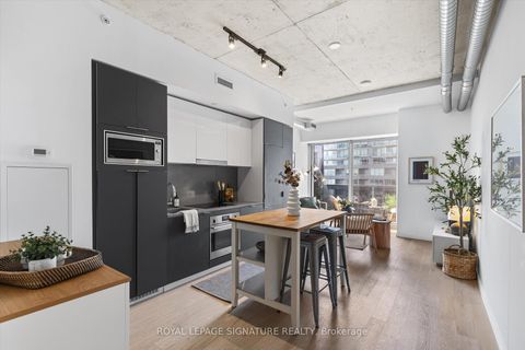 Photo 11 at 707 - 170 Bayview Avenue, Waterfront Communities C8, Toronto
