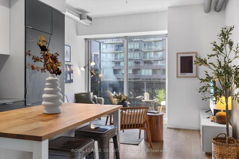 Photo 12 at 707 - 170 Bayview Avenue, Waterfront Communities C8, Toronto