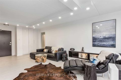 Photo 9 at 306 - 2 Glamorgan Avenue, Dorset Park, Toronto