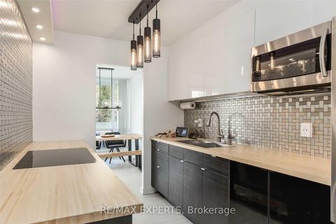 Photo 13 at 306 - 2 Glamorgan Avenue, Dorset Park, Toronto