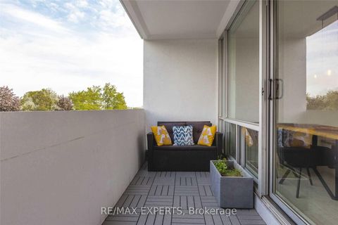 Photo 18 at 306 - 2 Glamorgan Avenue, Dorset Park, Toronto