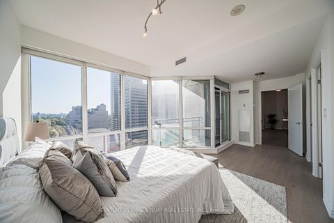 Photo 18 at 2004 - 300 Bloor Street E, Moore Park, Toronto