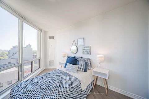 Photo 25 at 2004 - 300 Bloor Street E, Moore Park, Toronto Photo 25 at 2004 - 300 Bloor Street E, Moore Park, Toronto