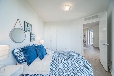 Photo 28 at 2004 - 300 Bloor Street E, Moore Park, Toronto Photo 28 at 2004 - 300 Bloor Street E, Moore Park, Toronto