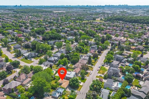 Photo 15 at 67 Netherford Road, Maple, Vaughan