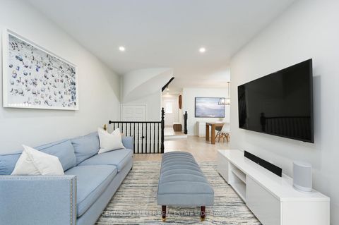 Photo 10 at 30 Nelson Street, BR Bronte, Oakville