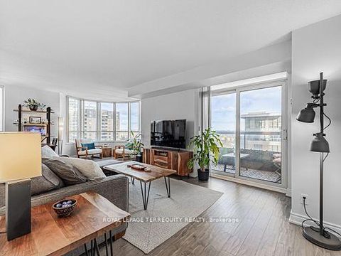 Photo 6 at 1719 - 15 Northtown Way, Willowdale East, Toronto