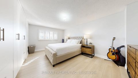 Photo 19 at 16 Magdalena Court, Jamestown, Toronto