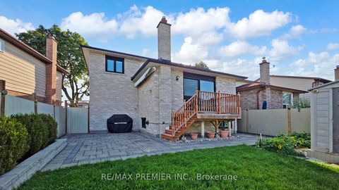 Photo 36 at 16 Magdalena Court, Jamestown, Toronto