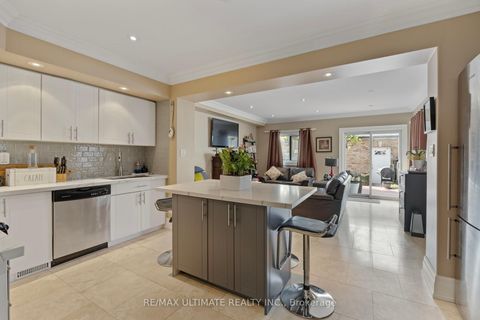 Photo 9 at 23 Seneca Avenue, Smythe, Toronto