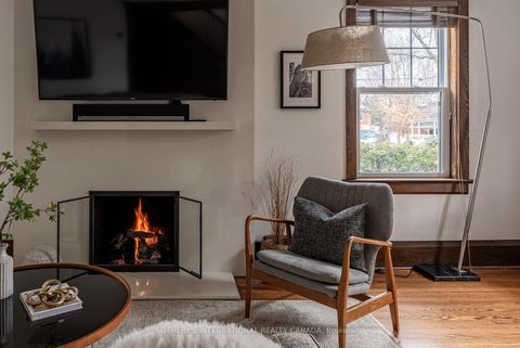 Photo 2 at 77 Catherine Avenue, Aurora Village, Aurora Photo 2 at 77 Catherine Avenue, Aurora Village, Aurora