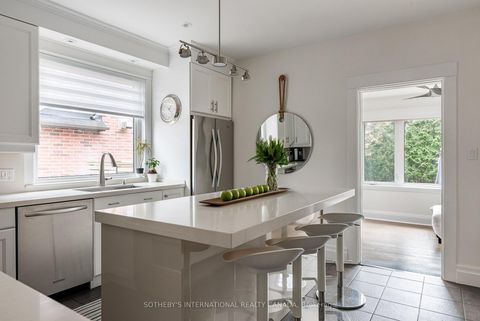 Photo 7 at 77 Catherine Avenue, Aurora Village, Aurora Photo 7 at 77 Catherine Avenue, Aurora Village, Aurora