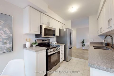 Photo 17 at 2005 - 8 Hillcrest Avenue, Willowdale East, Toronto