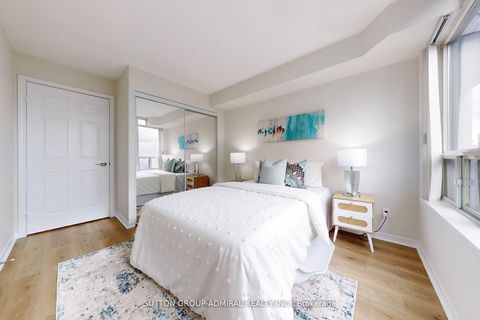 Photo 19 at 2005 - 8 Hillcrest Avenue, Willowdale East, Toronto