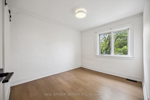 Photo 16 at 658 Davenport Road, Casa Loma, Toronto