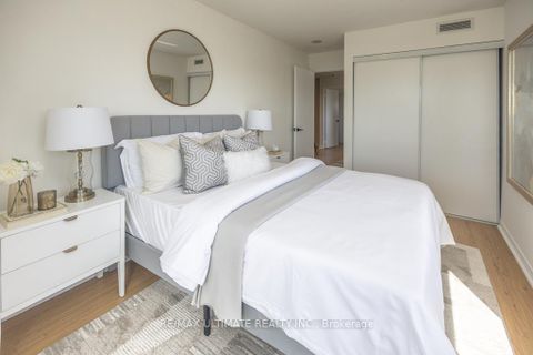 Photo 14 at 740 - 60 Heintzman Street, Junction Area, Toronto