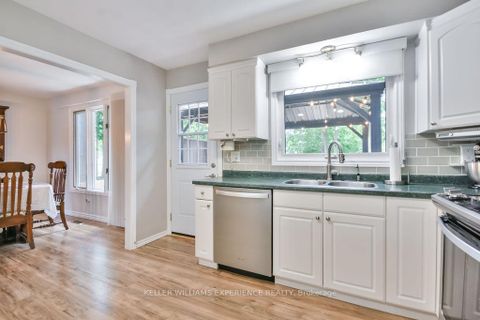 Photo 11 at 80 Cundles Road E, Cundles East, Barrie