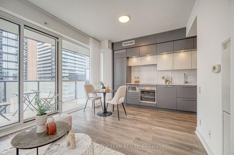 Photo 12 at 1905 - 15 Grenville Street, Bay Street Corridor, Toronto