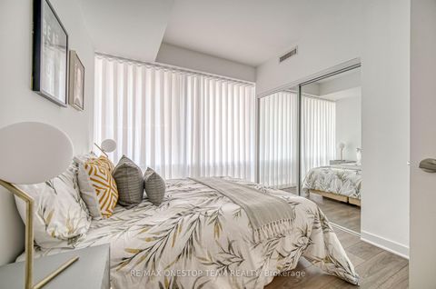 Photo 15 at 1905 - 15 Grenville Street, Bay Street Corridor, Toronto