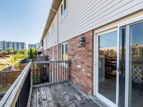Photo 16 at 3087 Highvalley Road, BC Bronte Creek, Oakville