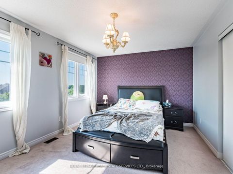 Photo 24 at 3087 Highvalley Road, BC Bronte Creek, Oakville