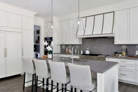 Photo 11 at 38 Lorene Drive, City Centre West, Toronto