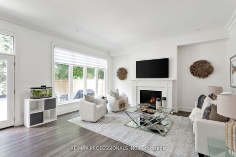 Photo 15 at 38 Lorene Drive, City Centre West, Toronto