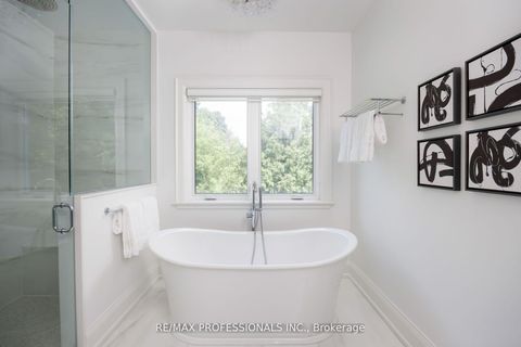 Photo 28 at 38 Lorene Drive, City Centre West, Toronto
