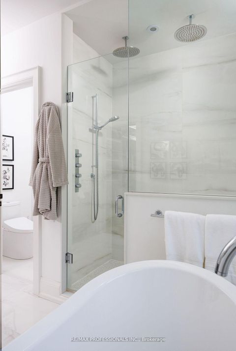 Photo 29 at 38 Lorene Drive, City Centre West, Toronto
