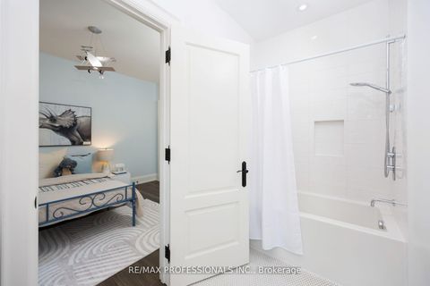 Photo 37 at 38 Lorene Drive, City Centre West, Toronto