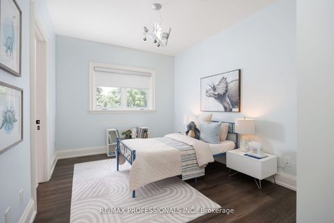 Photo 38 at 38 Lorene Drive, City Centre West, Toronto