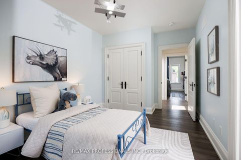 Photo 39 at 38 Lorene Drive, City Centre West, Toronto