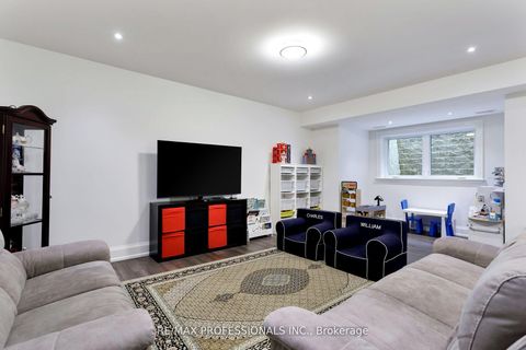Photo 43 at 38 Lorene Drive, City Centre West, Toronto