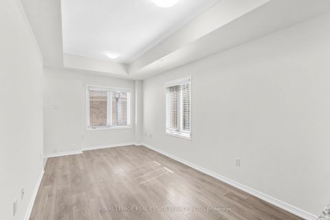 Photo 4 at 225 - 15 Coneflower Crescent, Branson, Toronto
