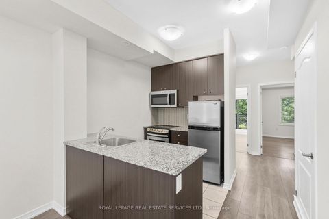 Photo 5 at 225 - 15 Coneflower Crescent, Branson, Toronto