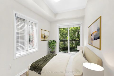 Photo 10 at 225 - 15 Coneflower Crescent, Branson, Toronto