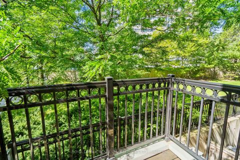 Photo 13 at 225 - 15 Coneflower Crescent, Branson, Toronto